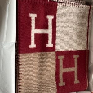 New hermes avalon blanket rouge H